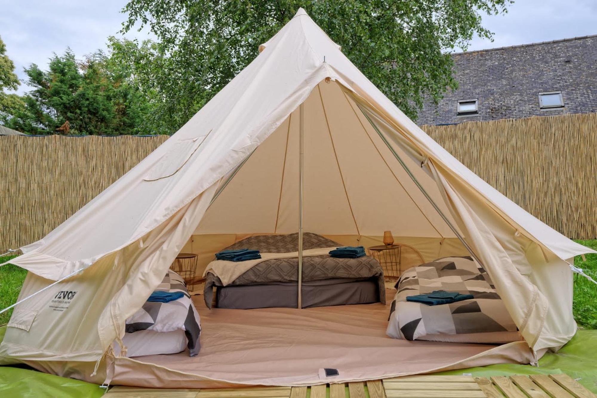 Hotel Tipi Experience L'Echappee Belle Saint-Maudez Exterior foto